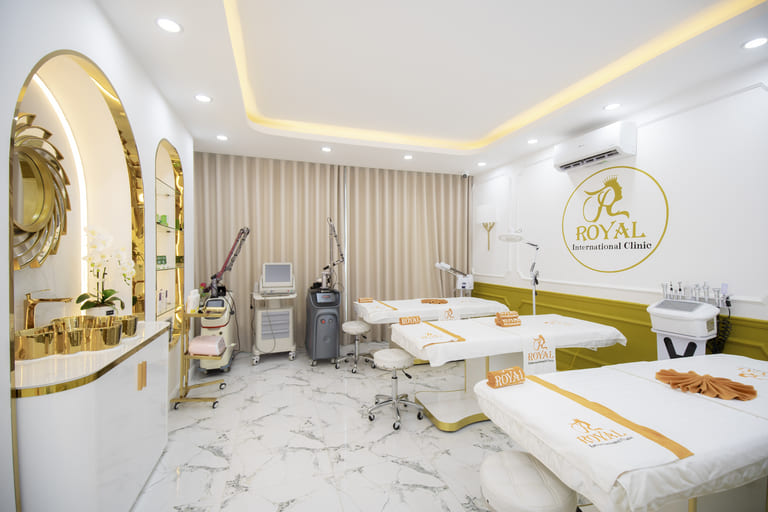 spa nặn mụn gò vấp