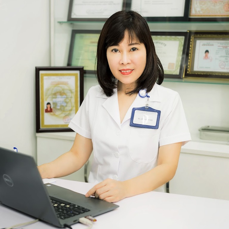 spa trị mụn bác sĩ lã hà