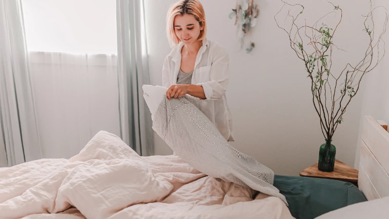 Những cách trị máu bầm sau khi nặn mụn tại nhà