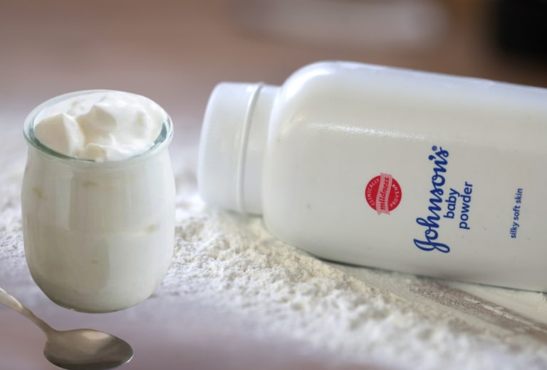 Cách Trị Mụn Bằng Phấn Rôm Dễ Làm, Hiệu Quả Nhanh Chóng