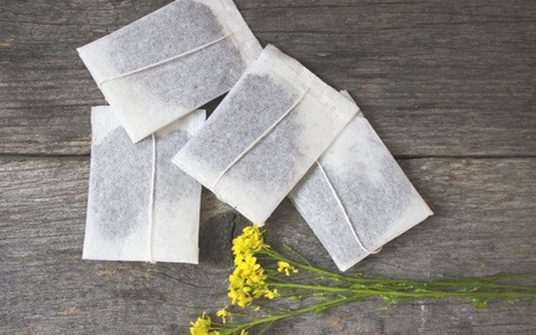 cách trị vết thâm đỏ sau khi nặn mụn