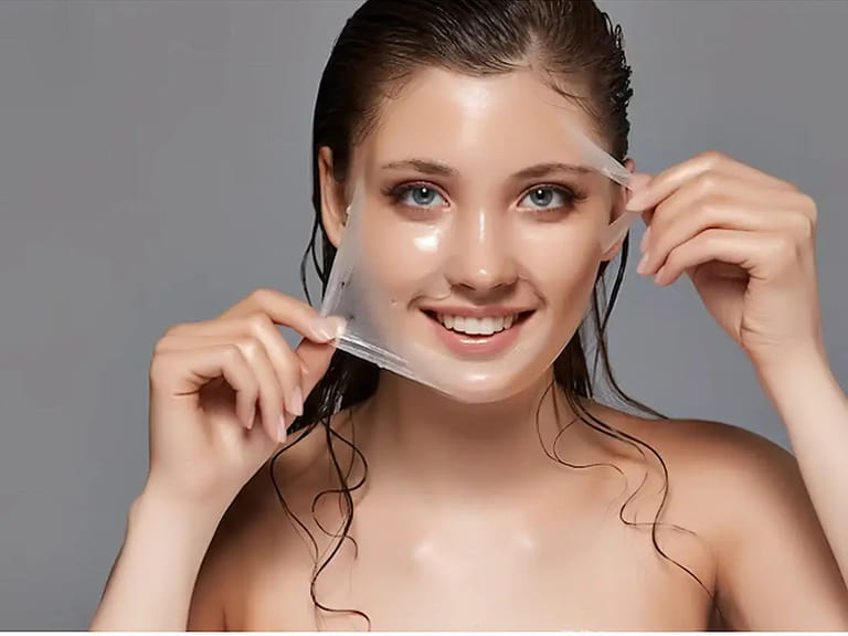 có nên peel da sau khi nặn mụn