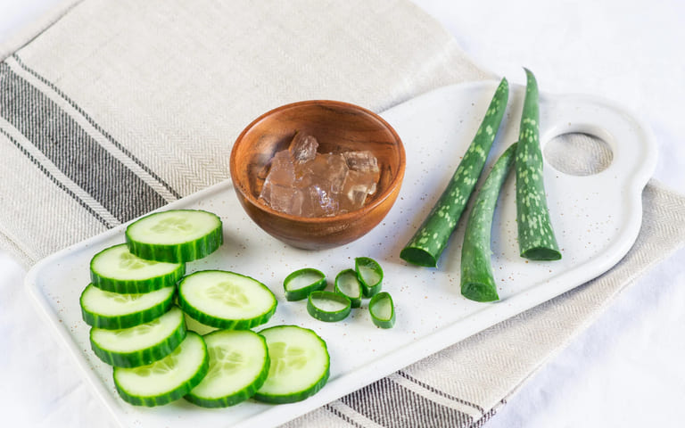 hướng dẫn đắp nha đam sau khi nặn mụn