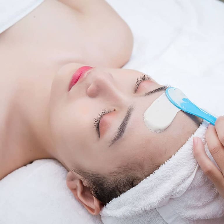 lợi ích khi nặn mụn spa quận 2