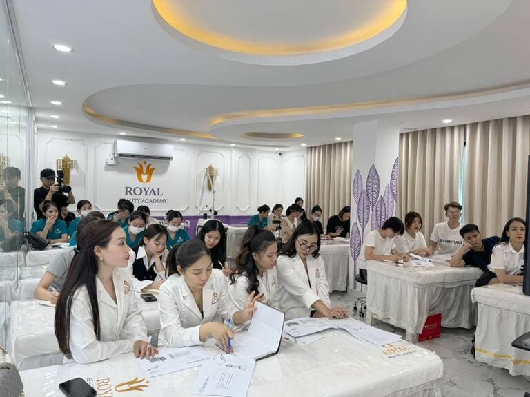 nặn mụn quận 2 hiện chất lượng nhất