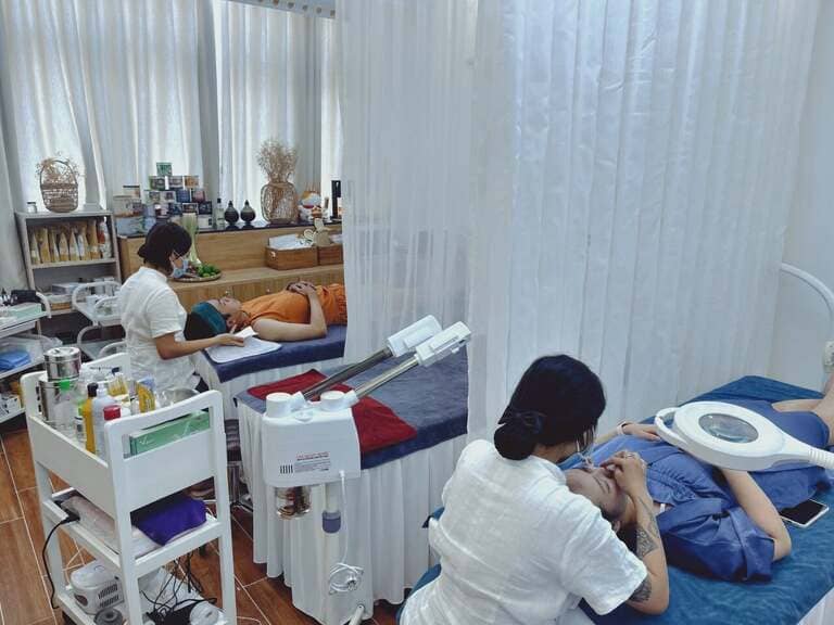 spa trị mụn quận 8