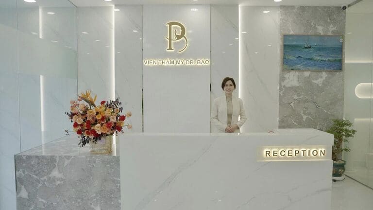 spa nặn mụn quạn 8 chất lượng tốt nhất