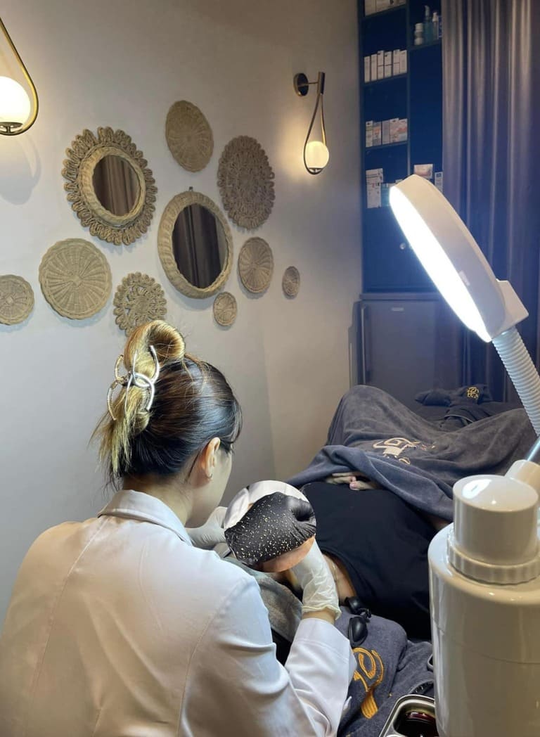 spa nặn mụn tốt nhất uy tín nhất