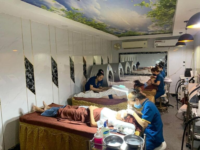 nặn mụn quận 9 tốt nhất 2023